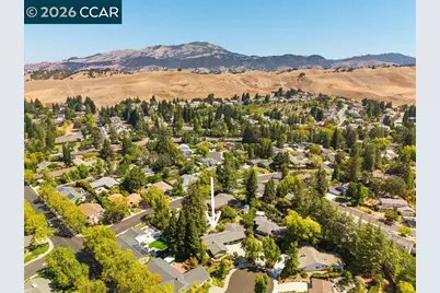 8 Dunsmoor Ct, Danville, CA 94526 - Photo 66