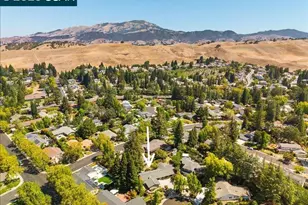 8 Dunsmoor Ct, Danville, CA 94526 - Photo 66
