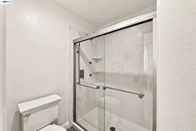 2423 Blackpool Ln, San Leandro, CA 94577 - Photo 30