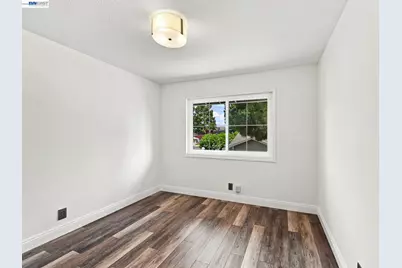 2423 Blackpool Ln, San Leandro, CA 94577 - Photo 26