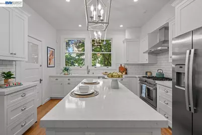 1612 San Antonio Ave, Alameda, CA 94501 - Photo 4