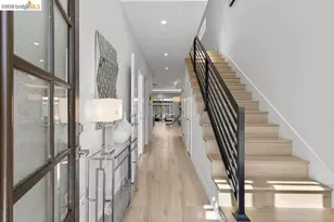 732 26th St, Oakland, CA 94612 - Photo 2