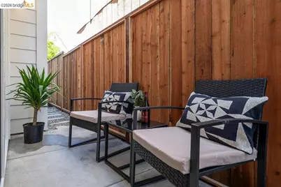 732 26th Street, Oakland, CA 94612 - Photo 12