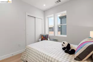 732 26th St, Oakland, CA 94612 - Photo 30