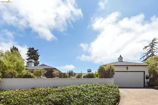 1064 Overlook Rd, Berkeley, CA 94708 - Photo 2