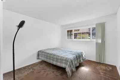 34812 Starling Dr #1, Union City, CA 94587 - Photo 12