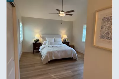 10558 Rancho Carmel Dr, San Diego, CA 92128 - Photo 20