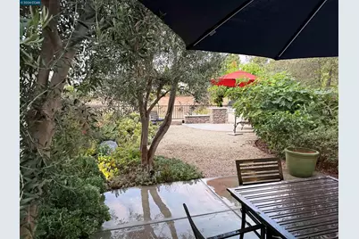 10558 Rancho Carmel Dr, San Diego, CA 92128 - Photo 26
