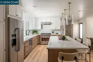 10558 Rancho Carmel Dr, San Diego, CA 92128 - Photo 12