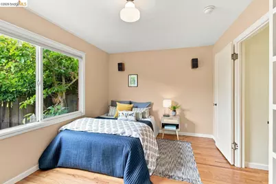 2400 McBryde Ave, Richmond, CA 94804 - Photo 16