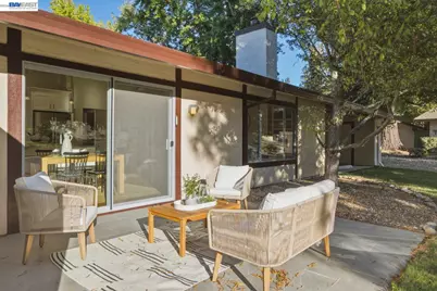 2641 Ptarmigan Dr #1, Walnut Creek, CA 94595 - Photo 32