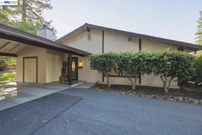 2641 Ptarmigan Dr #1, Walnut Creek, CA 94595 - Photo 26