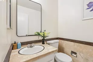 12 Madrid Ct, Novato, CA 94949 - Photo 18