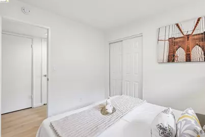 12 Madrid Ct, Novato, CA 94949 - Photo 24