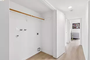 12 Madrid Ct, Novato, CA 94949 - Photo 22