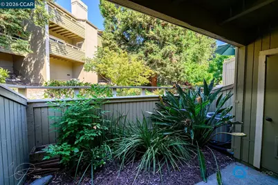 324 Eastgate Ln, Martinez, CA 94553 - Photo 16