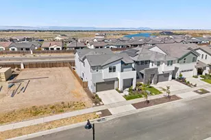 17693 Bushwick Ln, Lathrop, CA 95330 - Photo 58
