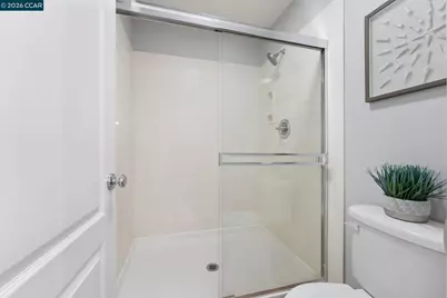 106 Santa Ines St, San Pablo, CA 94806 - Photo 40