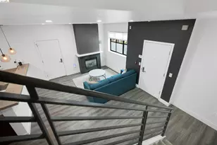1555 32nd St, Oakland, CA 94608 - Photo 26