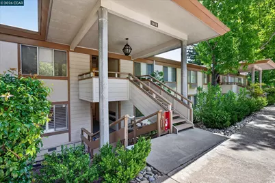 3410 Tice Creek Dr #2, Walnut Creek, CA 94595 - Photo 4