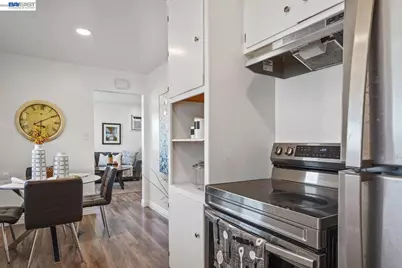 5800 48th Ave, Sacramento, CA 95823 - Photo 4