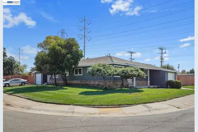 5800 48th Ave, Sacramento, CA 95823 - Photo 2