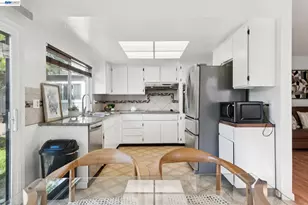 33136 Arizona, Union City, CA 94587 - Photo 20