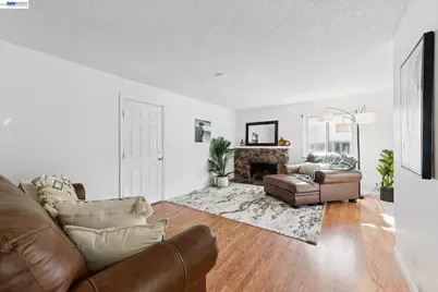33136 Arizona, Union City, CA 94587 - Photo 12