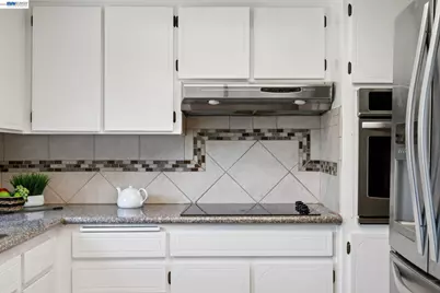 33136 Arizona, Union City, CA 94587 - Photo 24