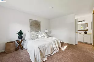 33136 Arizona, Union City, CA 94587 - Photo 52