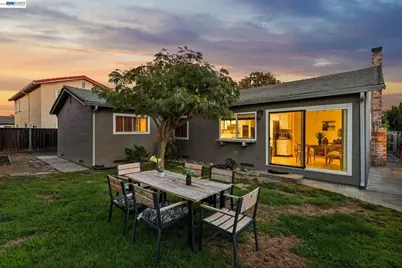 33136 Arizona, Union City, CA 94587 - Photo 62