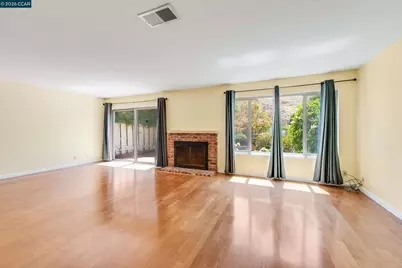 131 Ironwood, Oakland, CA 94605 - Photo 8