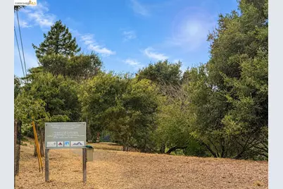 282 Grizzly Peak Blvd, Kensington, CA 94708 - Photo 52