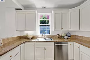 1015 Greenbrier Ct, San Leandro, CA 94577 - Photo 8