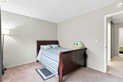 205 Del Valle Cir, El Sobrante, CA 94803 - Photo 18