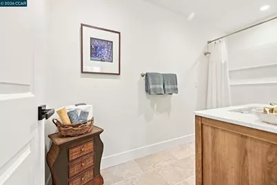 1133 Meadow Lane #34, Concord, CA 94520 - Photo 14