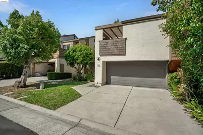 4826 La Fiesta Pl, San Jose, CA 95129 - Photo 8