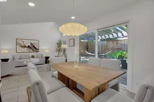4826 La Fiesta Pl, San Jose, CA 95129 - Photo 2