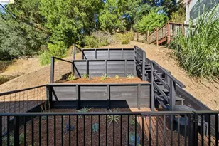 6334 Doran Dr, Oakland, CA 94611 - Photo 44