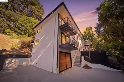 6334 Doran Dr, Oakland, CA 94611 - Photo 64