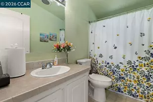 77 Donald Ln, Concord, CA 94518 - Photo 20