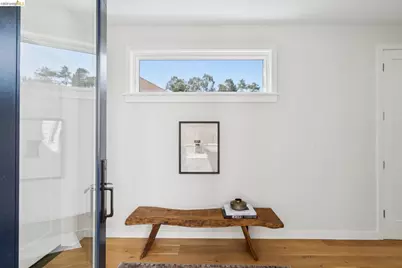 915 Grosvenor Place, Oakland, CA 94610 - Photo 4