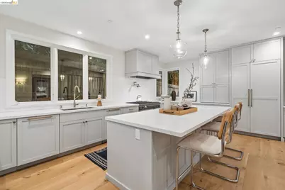 915 Grosvenor Place, Oakland, CA 94610 - Photo 58