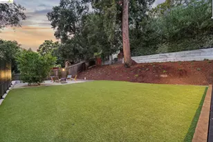 915 Grosvenor Pl, Oakland, CA 94610 - Photo 80