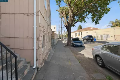 2150 35th Ave, Oakland, CA 94601 - Photo 42