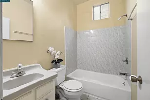 2150 35th Ave, Oakland, CA 94601 - Photo 8