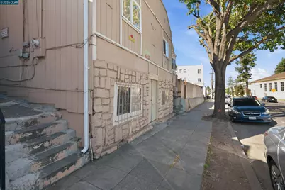 2150 35th Ave, Oakland, CA 94601 - Photo 2