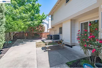 282 Del Valle Ct, Pleasanton, CA 94566 - Photo 42