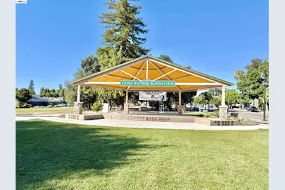 282 Del Valle Ct, Pleasanton, CA 94566 - Photo 54
