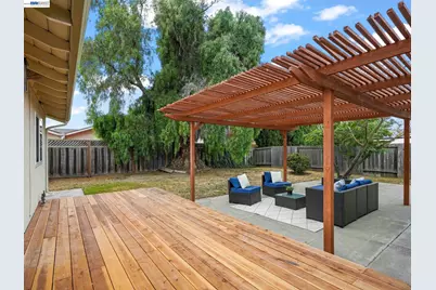 38399 Birch Street, Newark, CA 94560 - Photo 32